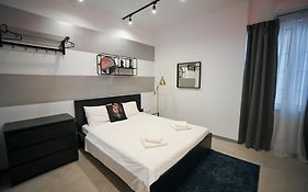 Poseidon Suite By Zeussuites
